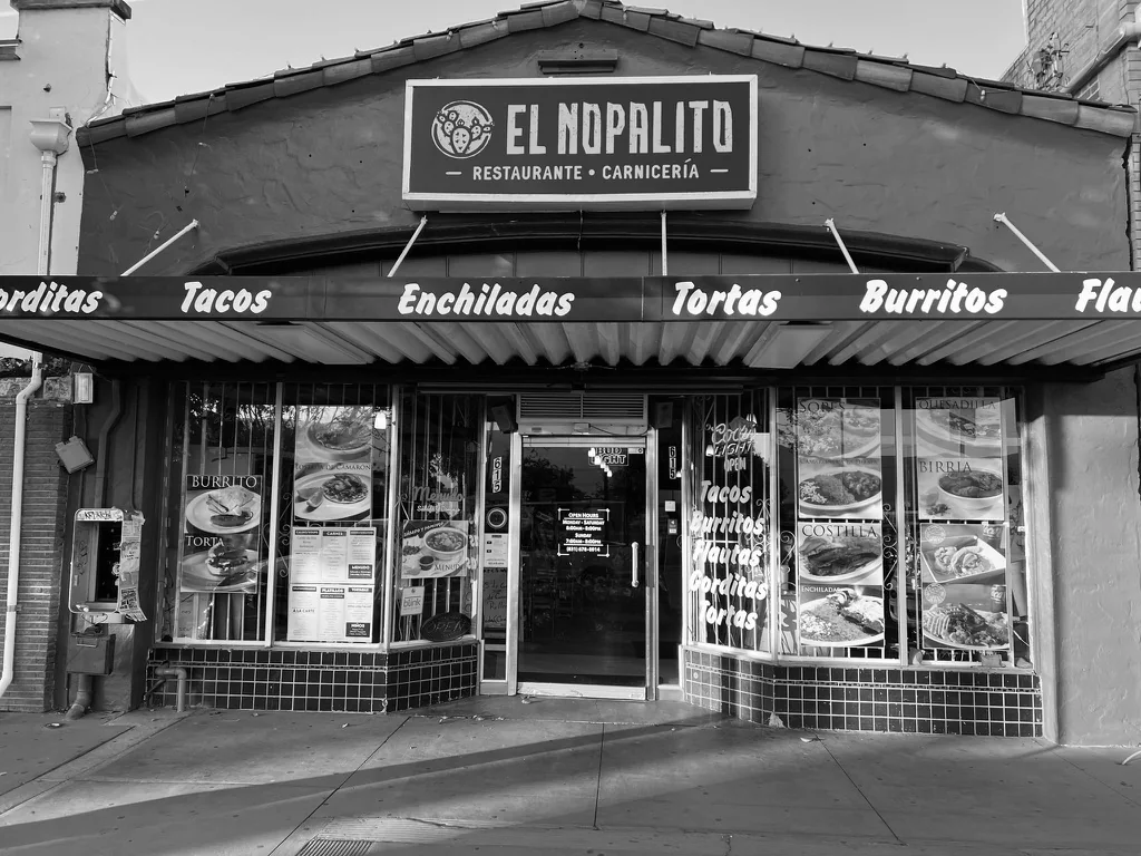 Fachada de El Nopalito en Soledad, California